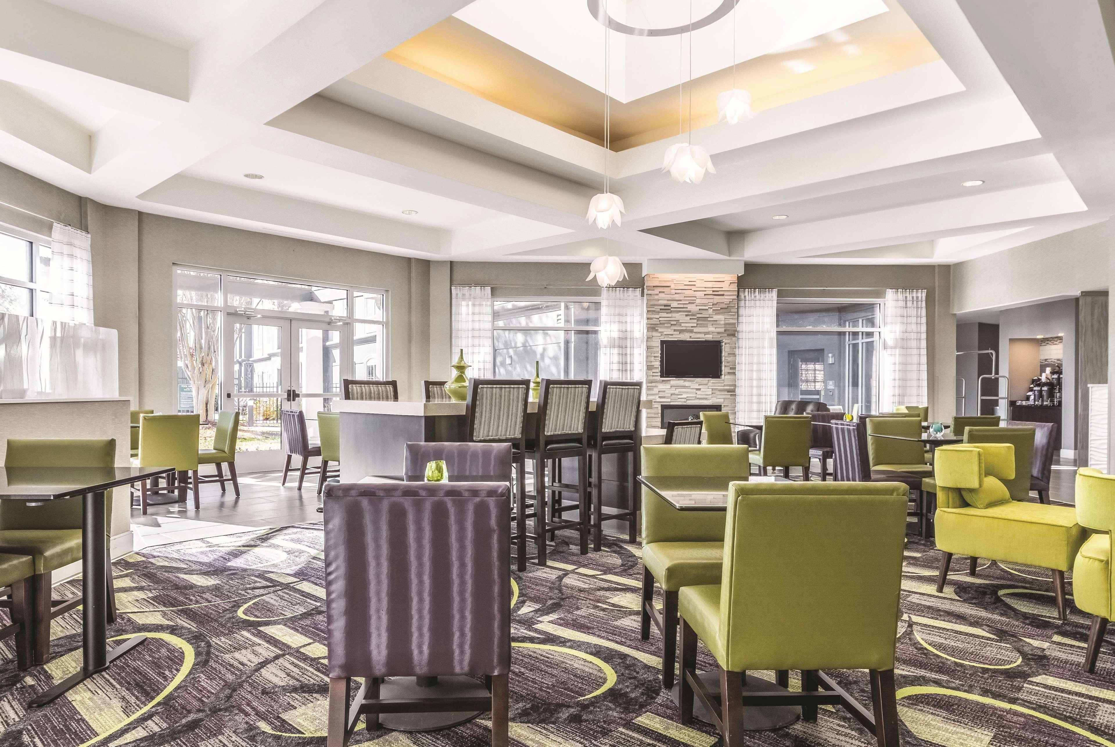 La Quinta By Wyndham Airport Hotel Alexandria
